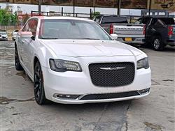 کرایسلەر 300